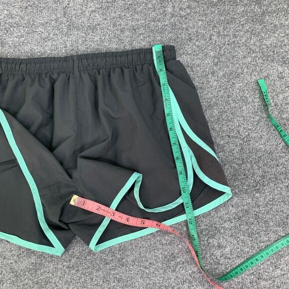 Under Armour Short Women S Small Gray Escape Active HeatGear Fitted Inner Lined - Picture 5 of 11